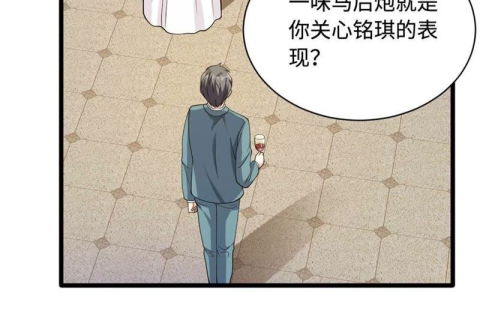 梦见打开门见己故人，重逢旧友的梦境解析