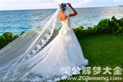 梦境的迷雾，解析我总梦见我喜欢的女孩和别人结婚的深层含义