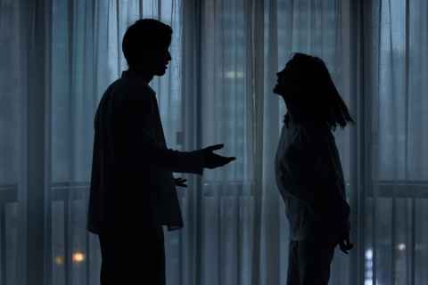 梦境交织，女友前男友的意外造访，解析梦境背后的情感暗流