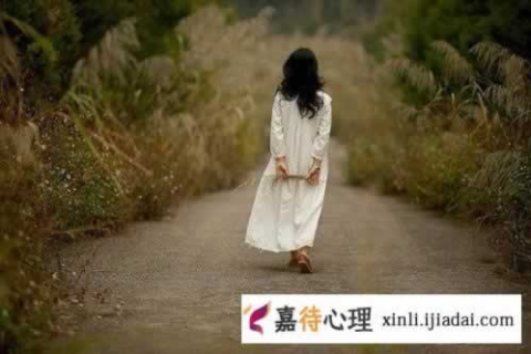 梦见哭着求情，梦境背后的情感纠葛与内心呼唤
