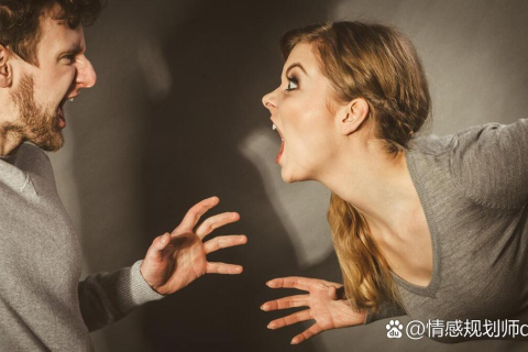 梦境启示，与伴侣冲突的深层含义——解读梦见和老公吵架他叫我离开这个家