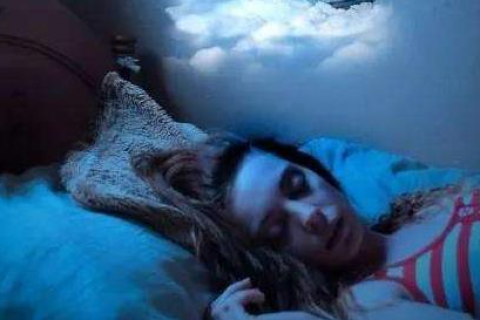 梦境解析，为何会梦到死不瞑目的女人？