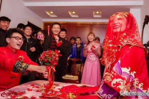 梦境拾趣，解析梦到捡新鞋子的深层含义与预兆