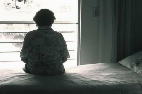 梦见死去的婆婆，梦境背后的情感与回忆