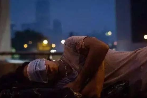梦境解析，晚上做梦梦见自己的亲戚死了意味着什么？