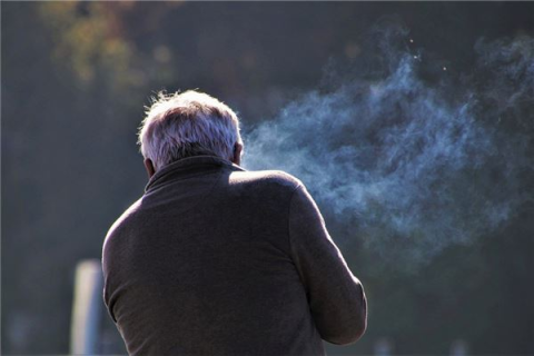 您好请问一下我梦见自己得癌症了，梦境背后的深层含义与心理解析