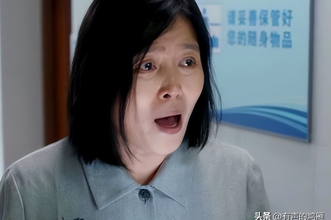 梦见已去世的爷爷在问自己要钱，解读梦境背后的深层含义