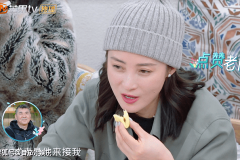 梦见朋友死去的妈妈给她商议结婚的事情，梦境背后的深层含义与解析