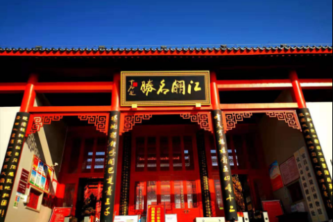 梦境翱翔，解析梦见自己在楼顶飞了一晚上的深层含义