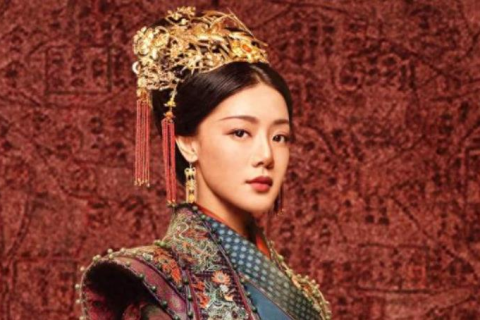 梦境交织的情感纽带，梦见老婆和最好的朋友一起买衣服