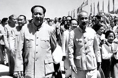 梦境交织的情感纽带，昨晚梦见前男友与他母亲的深层解析