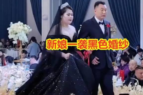 梦境中的孤独盛宴，解析梦见自己穿白婚纱参加婚宴的无新郎无典礼之谜