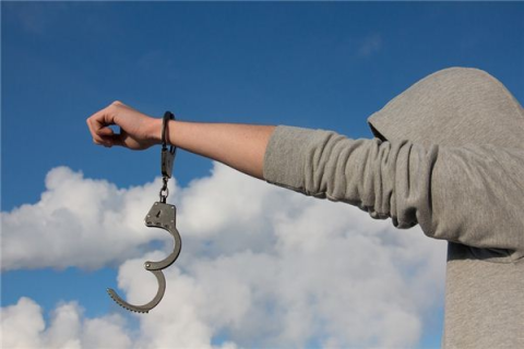 男人梦见抓鱼，探索梦境背后的深层含义与启示