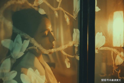 梦见与心仪之人共结连理，潜意识愿望与现实预兆的微妙交织