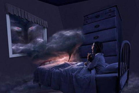 梦境的奥秘，晚上做梦梦见亲人或朋友去世，究竟意味着什么？