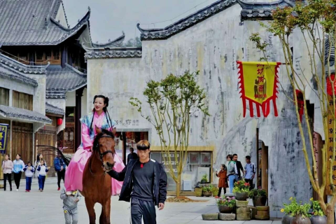 梦回老院，与已故祖辈重逢的温馨与启示